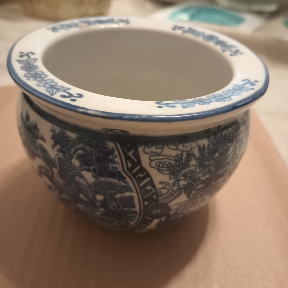 Host Pick 4/7!Vintage Folk Art Ceramic Porcelain Chinoiserie Bowl Eagles Dragons